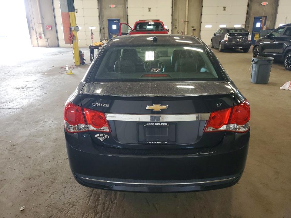 Photo 6 from auction – 2012 CHEVROLET CRUZE with VIN 1G1PG5SC9C7390213