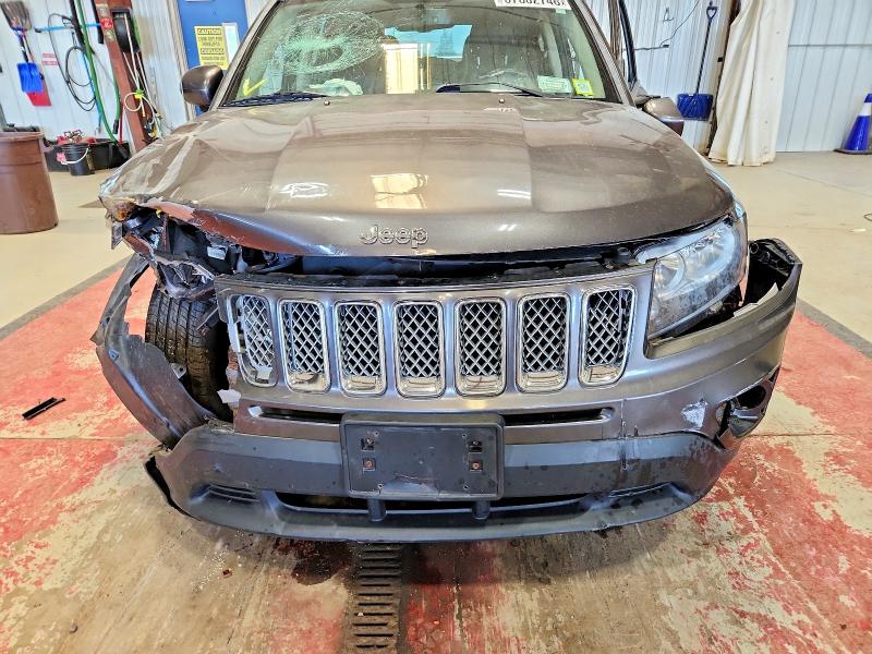 Photo 11 from auction – 2016 JEEP COMPASS with VIN 1C4NJDEB0GD558826