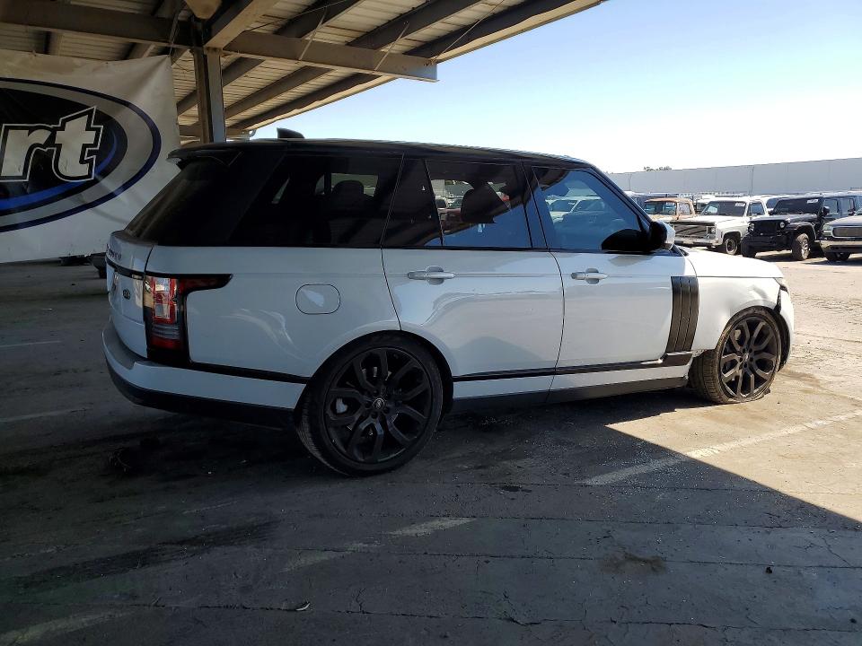 Photo 3 from auction – 2017 LAND ROVER RANGE ROVER with VIN SALGS2FE0HA361797