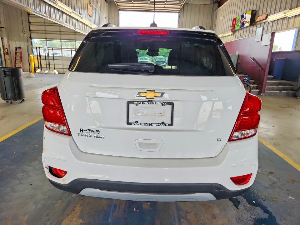 Photo 6 from auction – 2019 CHEVROLET TRAX with VIN KL7CJPSB3KB898227