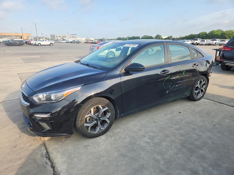 KIA FORTE 2021 with VIN 3KPF24ADXME374142 - Photo from auction