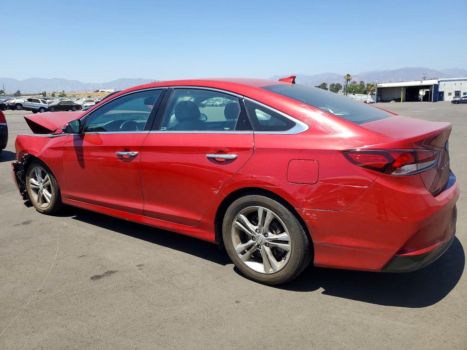 Photo 2 from auction – 2018 HYUNDAI SONATA with VIN 5NPE34AF7JH601675