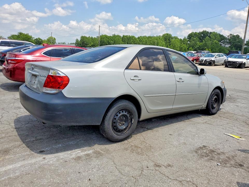 Photo 3 from auction – 2006 TOYOTA CAMRY with VIN 4T1BE32K56U690626