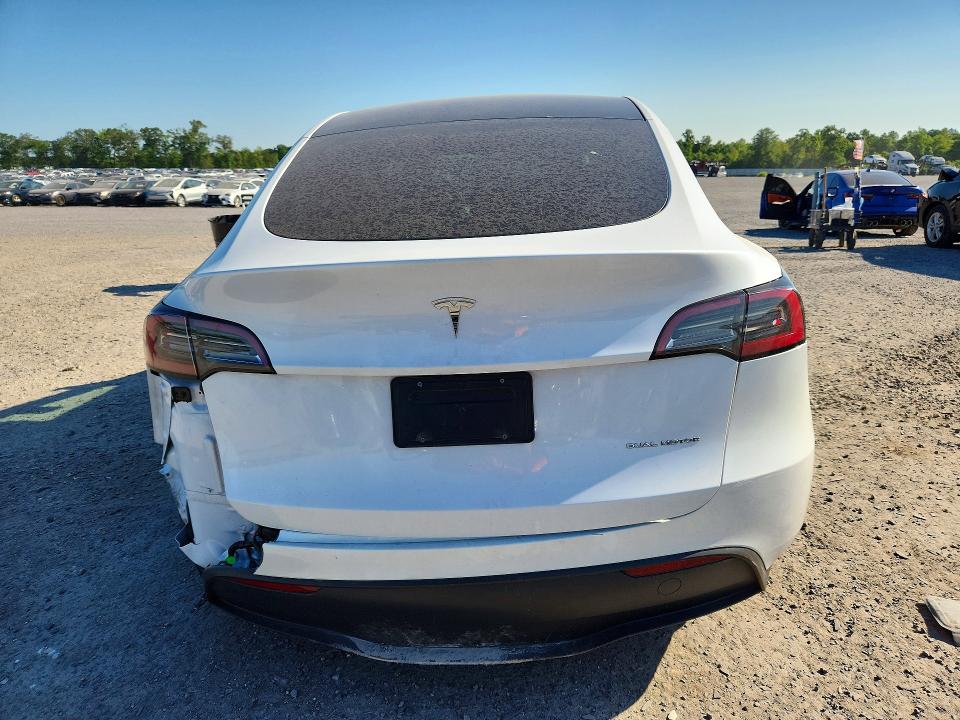 Photo 6 from auction – 2024 TESLA MODEL Y with VIN 7SAYGDEE2RF160635