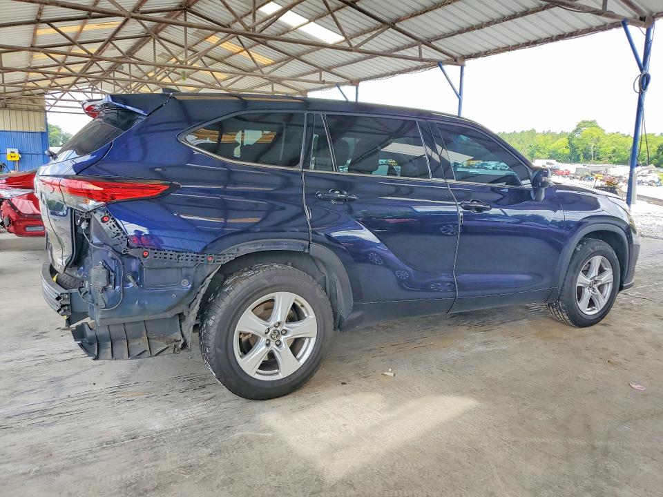 Photo 3 from auction – 2022 TOYOTA HIGHLANDER with VIN 5TDZZRAH0NS545576
