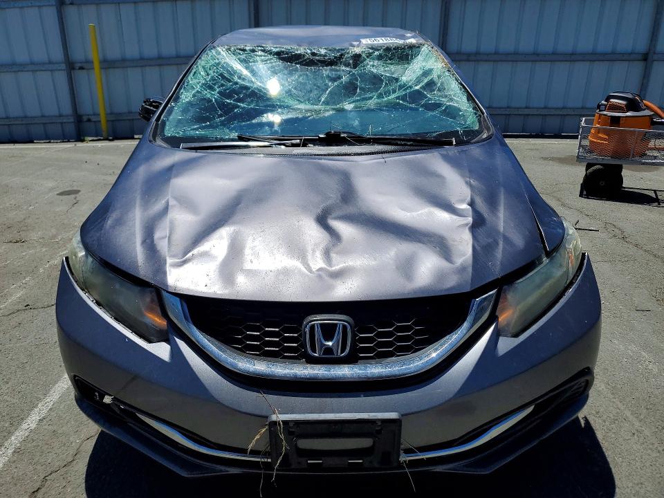 Photo 5 from auction – 2015 HONDA CIVIC with VIN 19XFB2F50FE204851