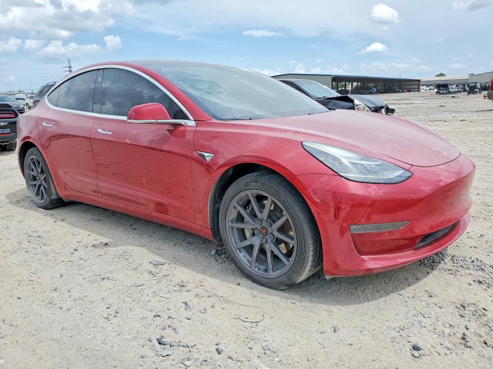 Photo 4 from auction – 2018 TESLA MODEL 3 with VIN 5YJ3E1EB3JF064177