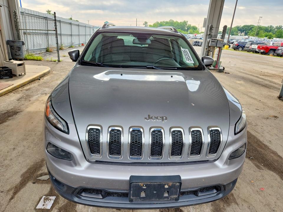 Photo 5 from auction – 2016 JEEP CHEROKEE with VIN 1C4PJMCS9GW270318