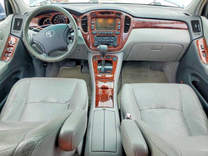 Photo 8 from auction – 2006 TOYOTA HIGHLANDER with VIN JTEDW21A560003578