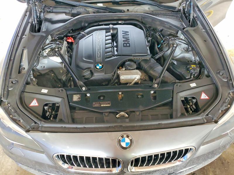 Photo 11 from auction – 2015 BMW 535 with VIN WBA5B1C53FD919731
