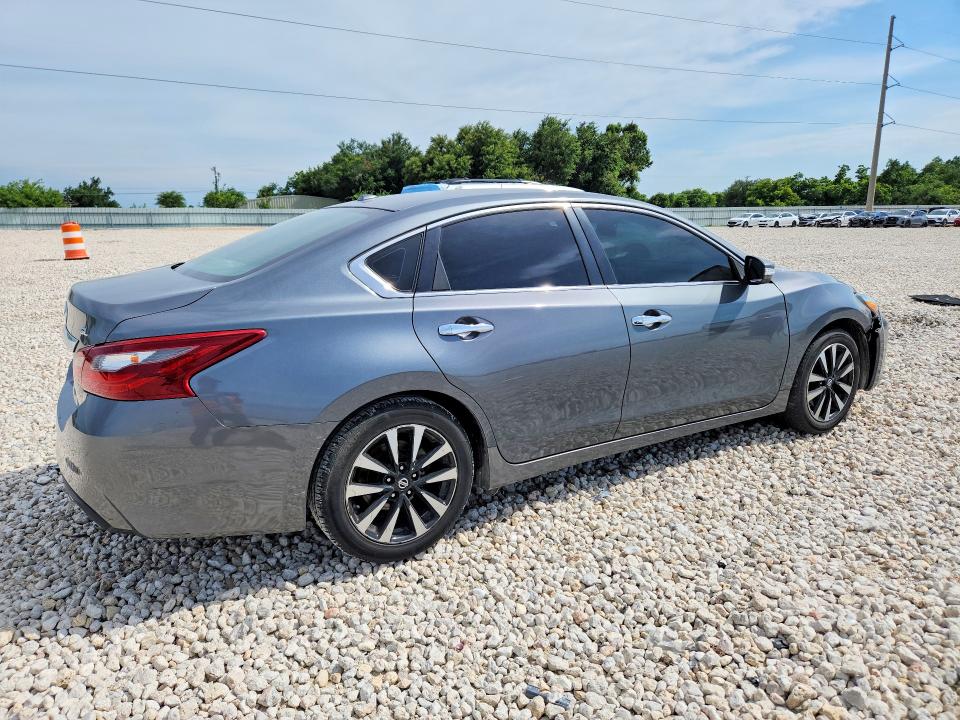 Photo 3 from auction – 2018 NISSAN ALTIMA with VIN 1N4AL3AP7JC281065