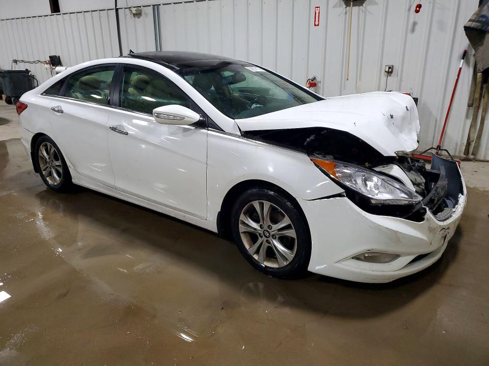 Photo 4 from auction – 2012 HYUNDAI SONATA with VIN 5NPEC4AC9CH402331