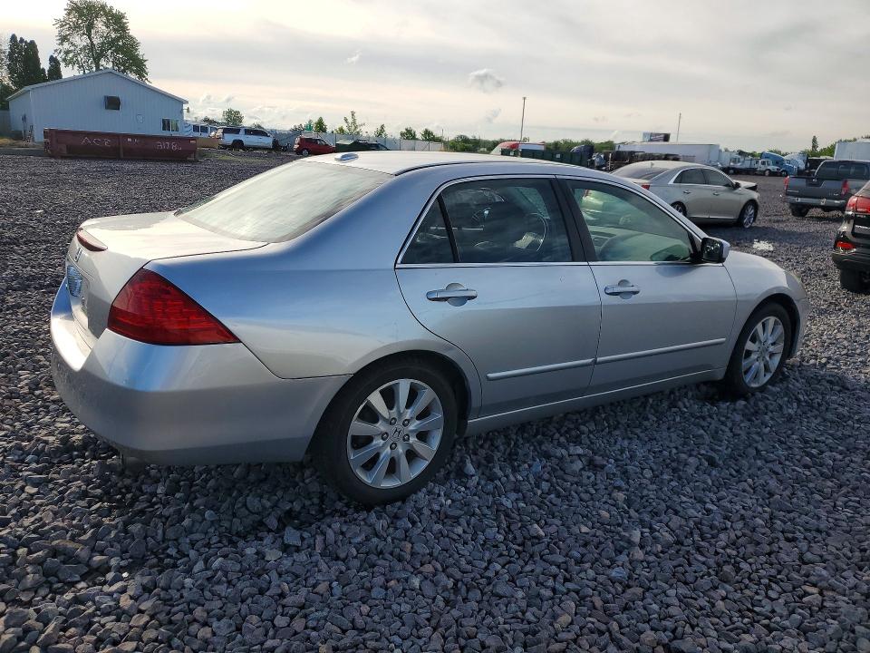 Photo 3 from auction – 2007 HONDA ACCORD with VIN 1HGCM66827A054858