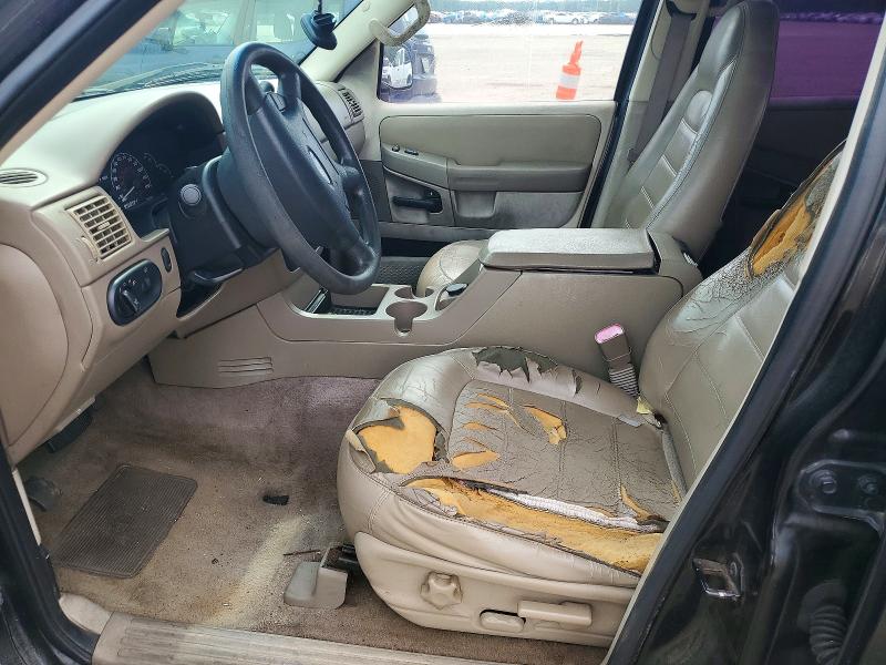 Photo 7 from auction – 2002 FORD EXPLORER with VIN 1FMZU63E52UA78934