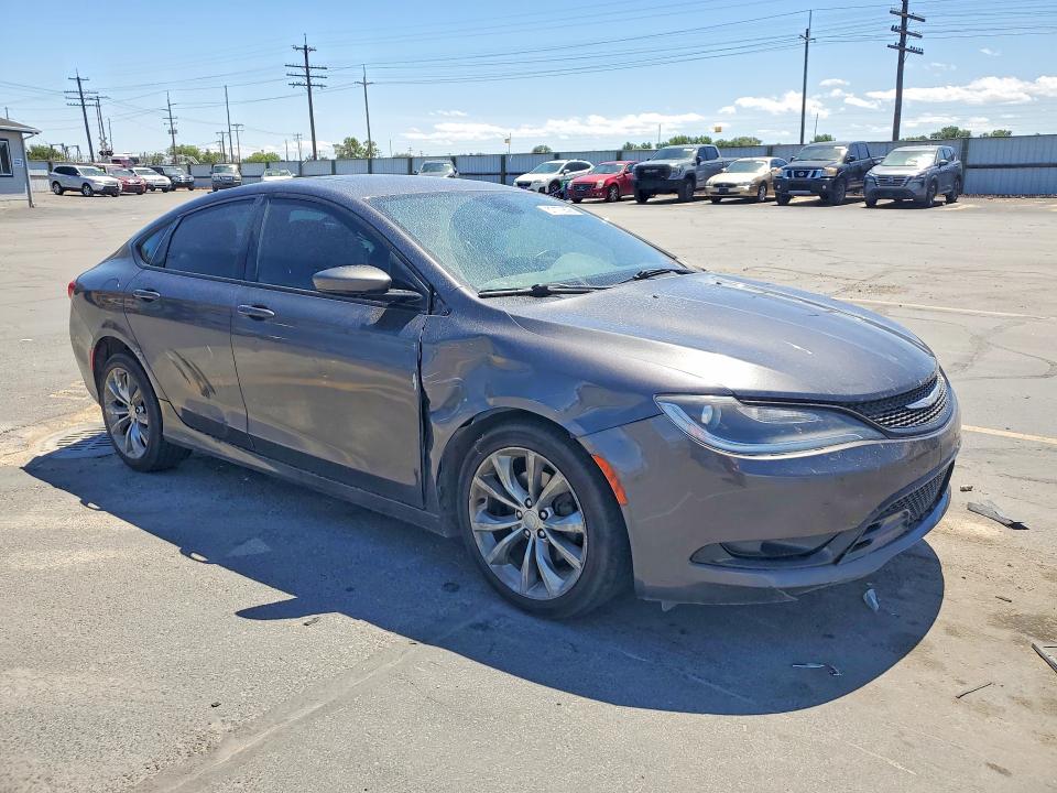 Photo 4 from auction – 2016 CHRYSLER 200 with VIN 1C3CCCBB7GN182267