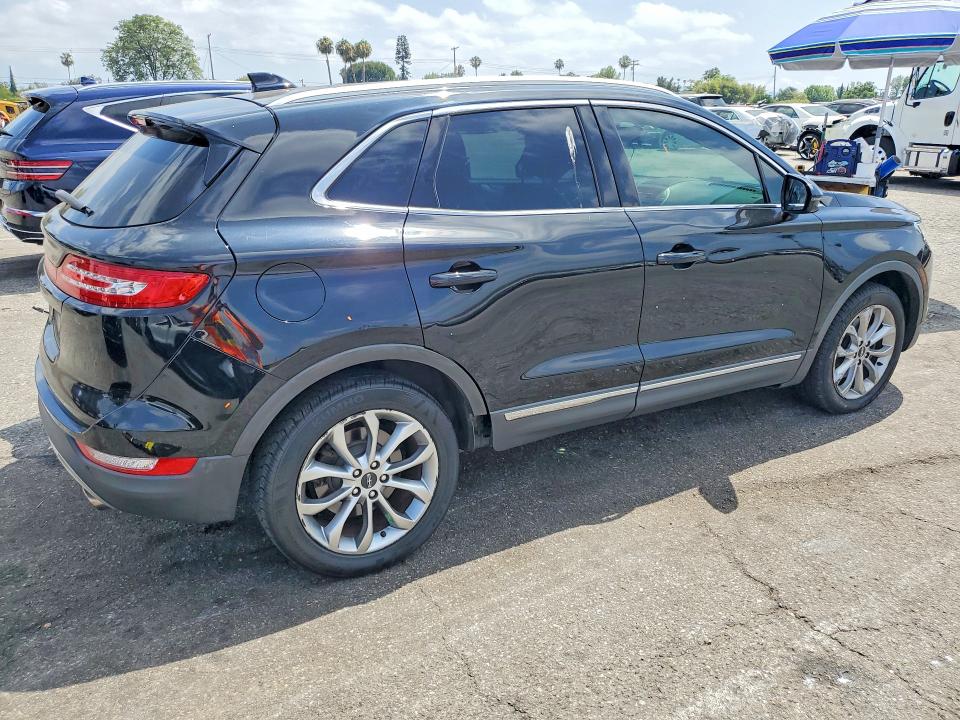 Photo 3 from auction – 2017 LINCOLN MKC with VIN 5LMCJ2C94HUL07782