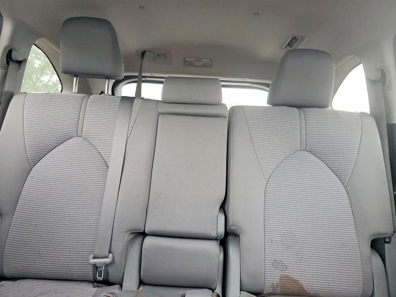 Photo 10 from auction – 2021 TOYOTA HIGHLANDER with VIN 5TDBZRBH6MS556967