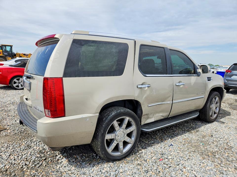 Photo 3 from auction – 2008 CADILLAC ESCALADE with VIN 1GYFK63828R108341