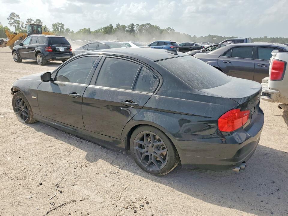 Photo 2 from auction – 2011 BMW 328I with VIN WBAPH7C58BE683043