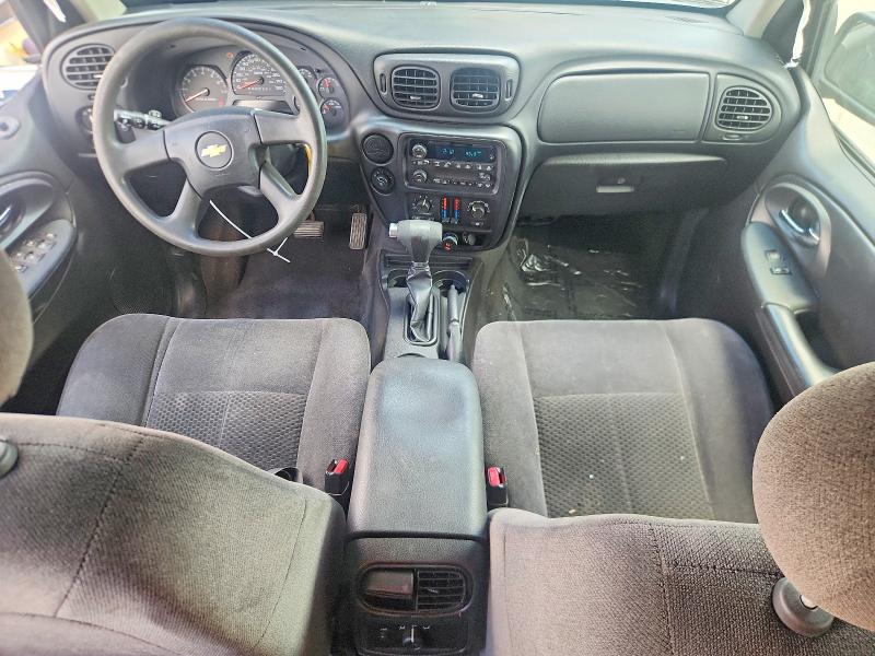 Photo 8 from auction – 2008 CHEVROLET TRAILBLAZER with VIN 1GNDS13S282129041