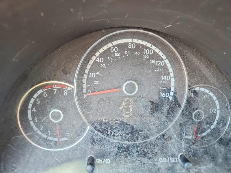 Photo 9 from auction – 2016 VOLKSWAGEN BEETLE with VIN 3VW517AT9GM821249