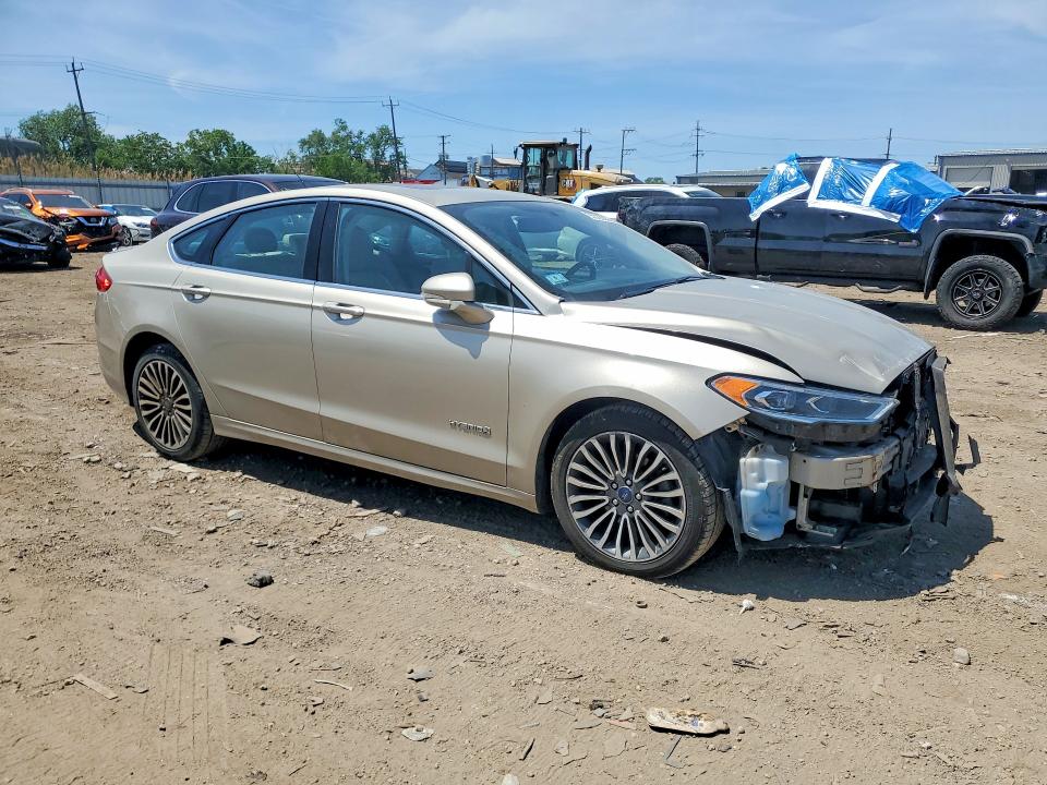 Photo 4 from auction – 2017 FORD FUSION with VIN 3FA6P0RU2HR267606