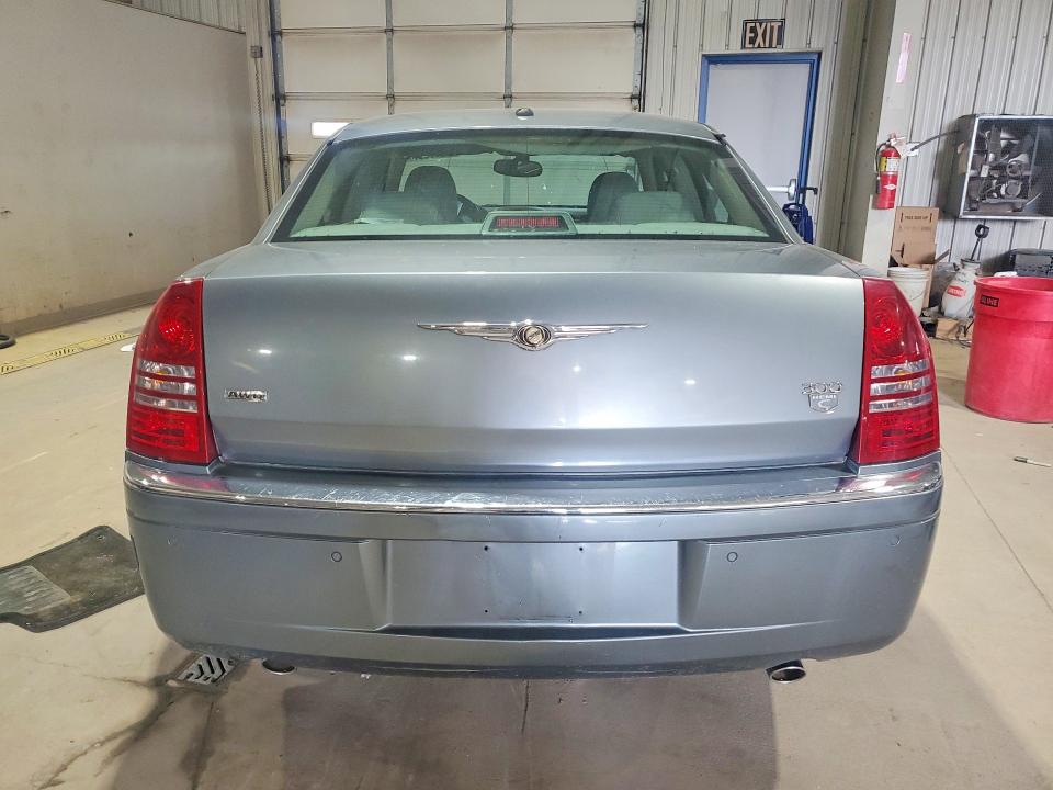 Photo 6 from auction – 2006 CHRYSLER 300C with VIN 2C3LK63H06H443236