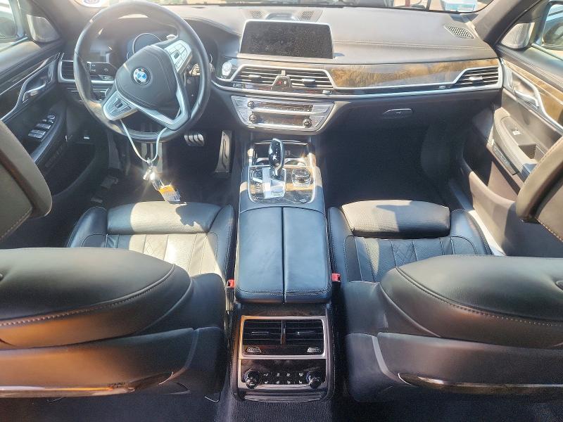 Photo 8 from auction – 2017 BMW 750 with VIN WBA7F2C57HG422394