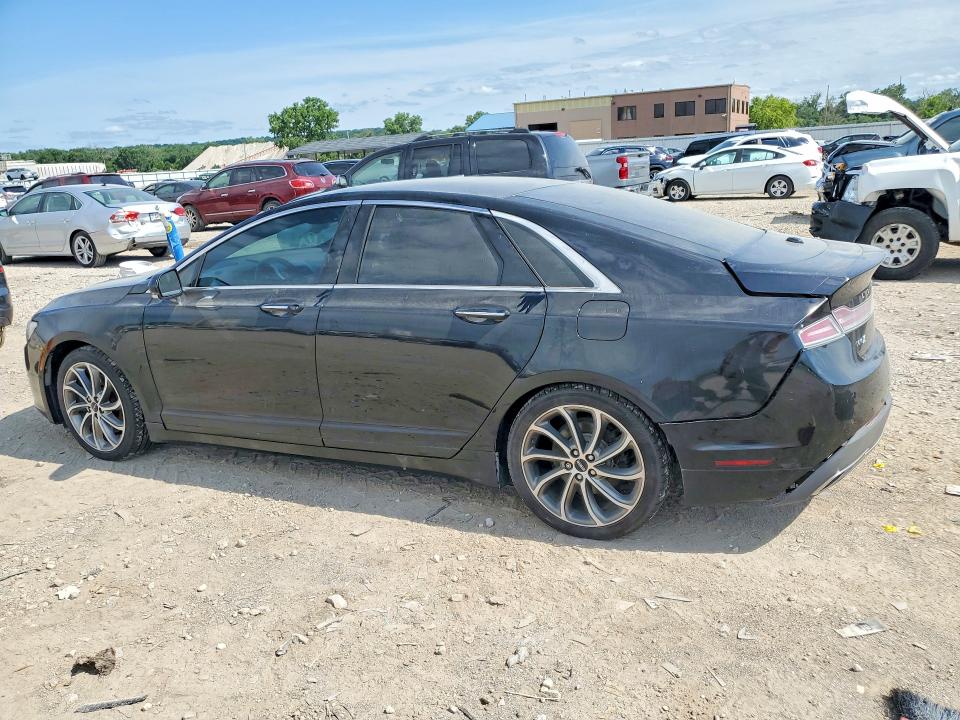 Photo 2 from auction – 2017 LINCOLN MKZ with VIN 3LN6L5FC2HR622431