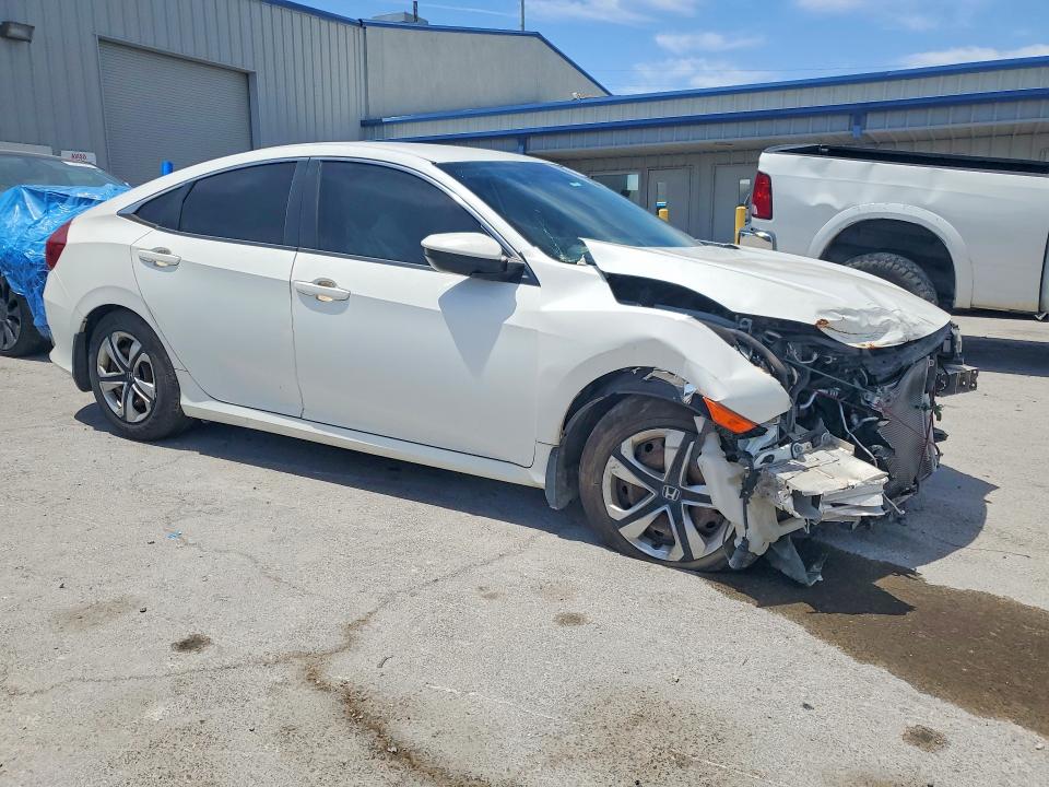Photo 4 from auction – 2017 HONDA CIVIC with VIN 2HGFC2F58HH522397