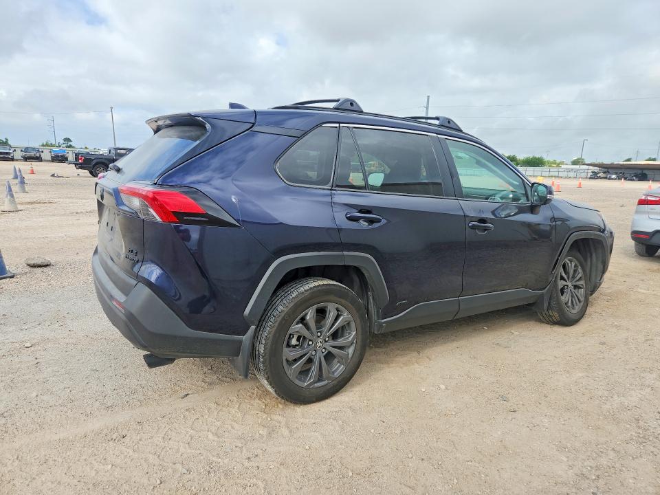 Photo 3 from auction – 2024 TOYOTA RAV4 with VIN 4T3B6RFV2RU169895