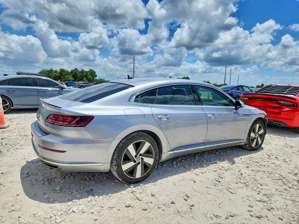 Photo 3 from auction – 2021 VOLKSWAGEN ARTEON with VIN WVWAR7AN9ME005137