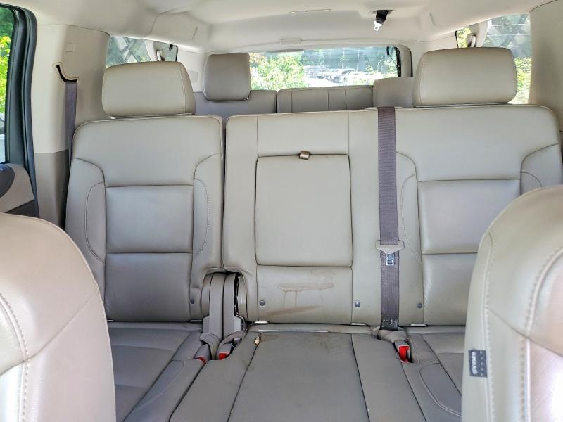 Photo 10 from auction – 2019 CHEVROLET SUBURBAN with VIN 1GNSCHKCXKR178204