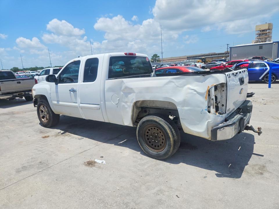 Photo 2 from auction – 2011 CHEVROLET SILVERADO with VIN 1GCRCPEA3BZ248556