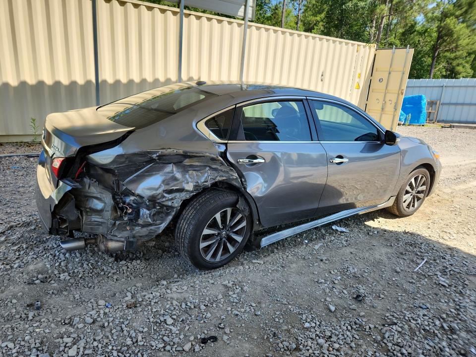 Photo 3 from auction – 2017 NISSAN ALTIMA with VIN 1N4AL3AP1HC187886