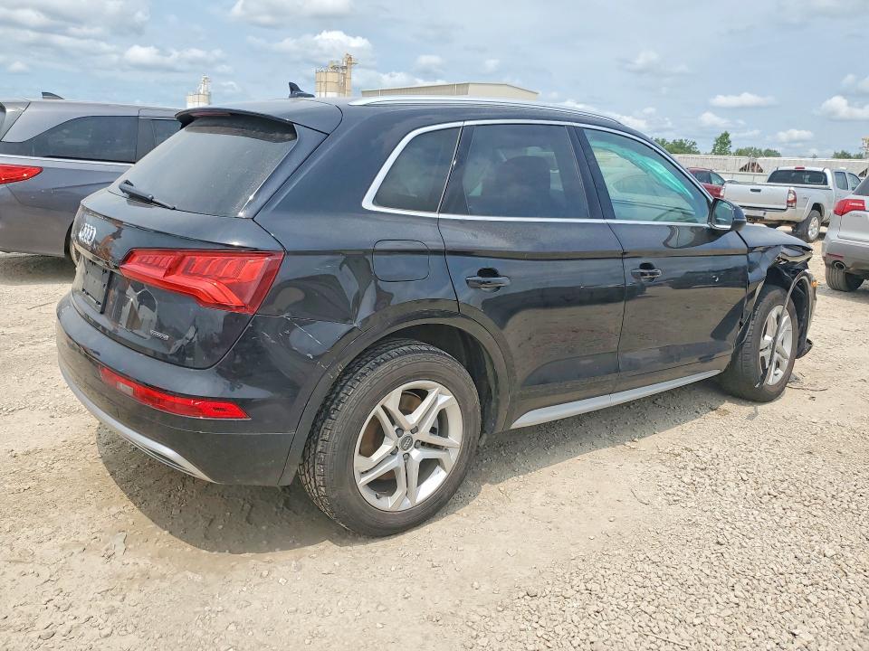 Photo 3 from auction – 2019 AUDI Q5 with VIN WA1ANAFYXK2118308