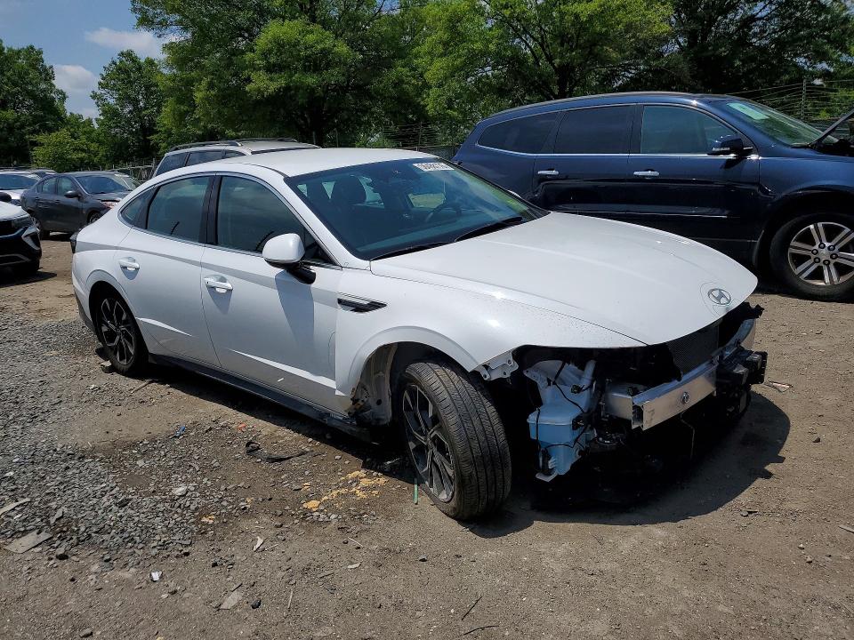 Photo 4 from auction – 2025 HYUNDAI SONATA with VIN KMHL64JA0SA480382