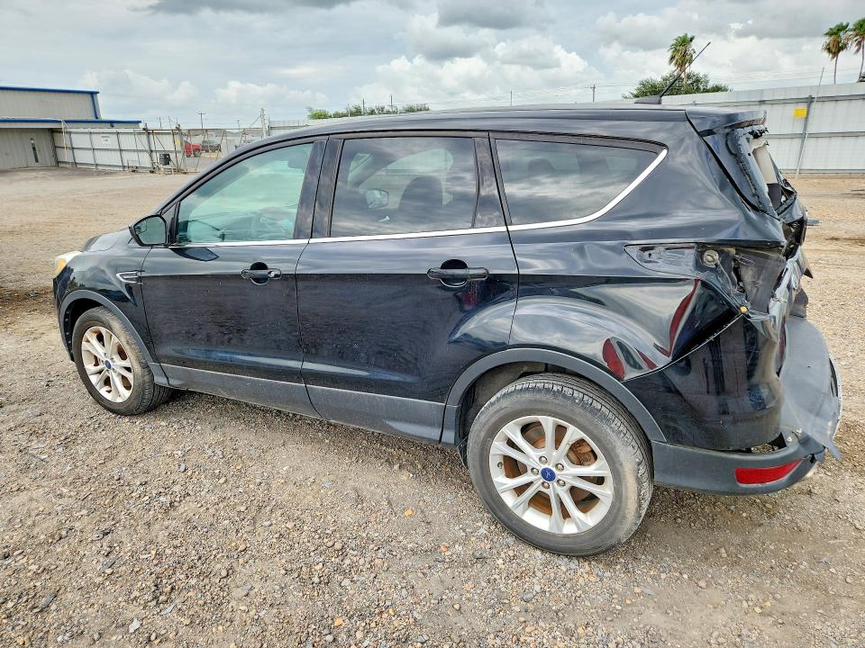 Photo 2 from auction – 2017 FORD ESCAPE with VIN 1FMCU0G94HUB05484