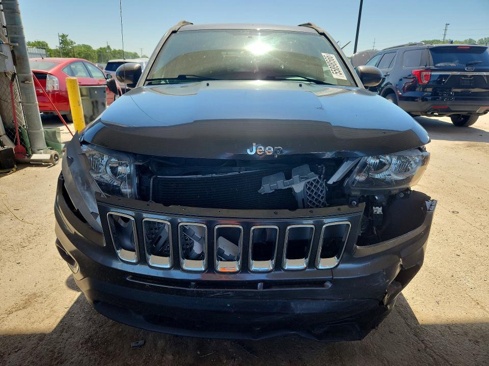 Photo 5 from auction – 2015 JEEP COMPASS with VIN 1C4NJDEB7FD245996