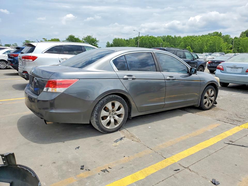 Photo 3 from auction – 2010 HONDA ACCORD with VIN 1HGCP2E74AA075386