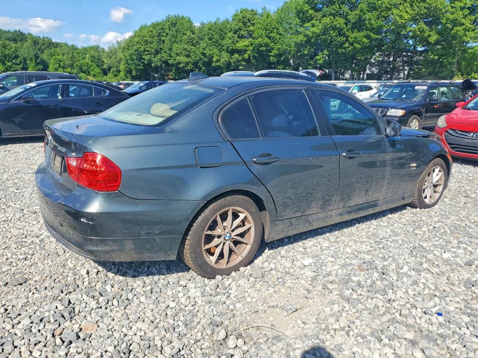 Photo 3 from auction – 2010 BMW 328 with VIN WBAPK5C50AA647679