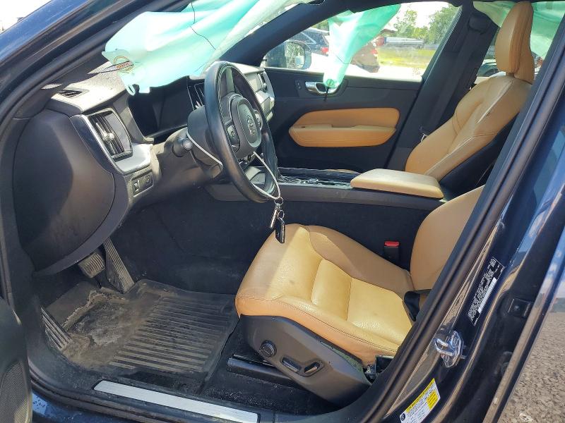 Photo 7 from auction – 2020 VOLVO XC60 with VIN YV4102RK9L1555013
