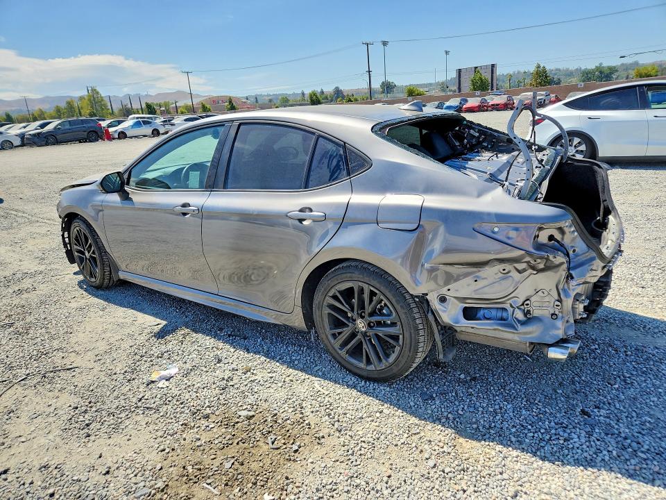 Photo 2 from auction – 2025 TOYOTA CAMRY with VIN 4T1DAACK6SU535102