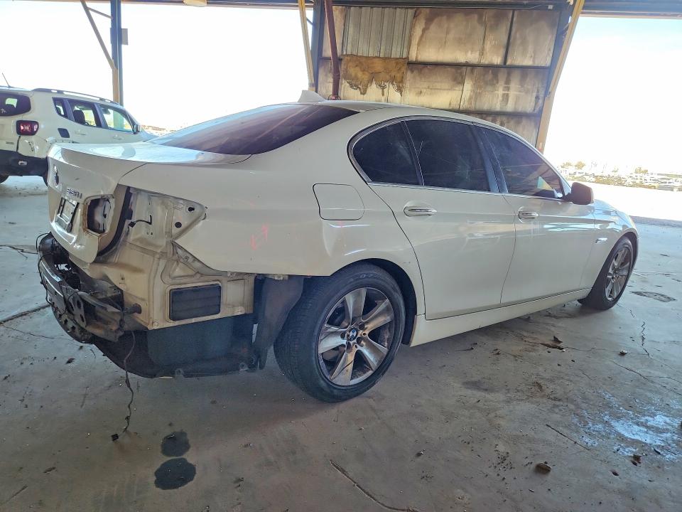 Photo 3 from auction – 2013 BMW 528 with VIN WBAXG5C50DD231880