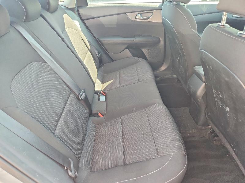Photo 10 from auction – 2021 KIA FORTE with VIN 3KPF24ADXME331744