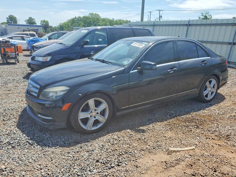 Photo 1 from auction – 2011 MERCEDES-BENZ 300C with VIN WDDGF8BB3BR133950