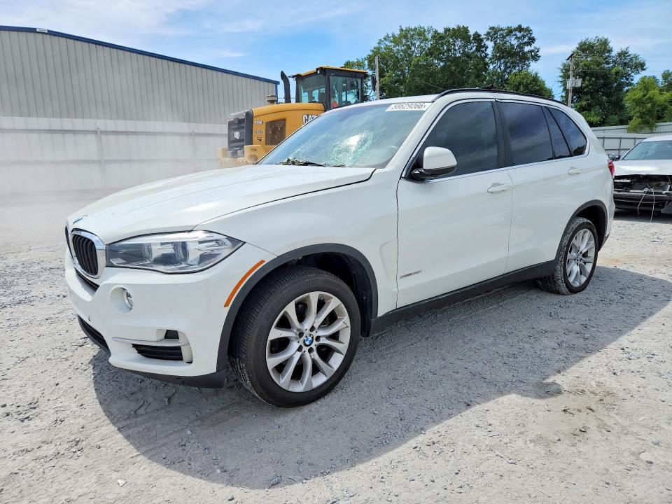 BMW X5 2016 with VIN 5UXKR2C59G0R73582 - Photo from auction