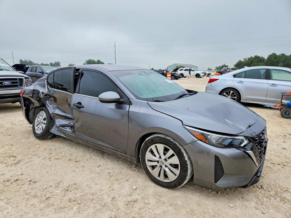 Photo 4 from auction – 2024 NISSAN SENTRA with VIN 3N1AB8BV1RY219593