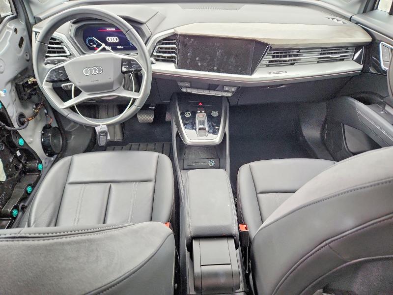 Zdjęcie 8 z aukcji – 2024 AUDI Q4 E-TRON z VIN WA1LUBFZXRP058912