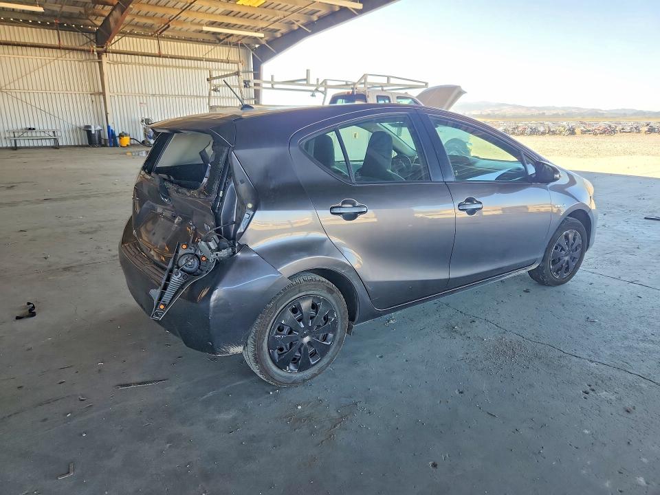 Photo 3 from auction – 2012 TOYOTA PRIUS C with VIN JTDKDTB34C1521193